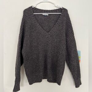 American Eagle Brownish Gray V Neck Sweater